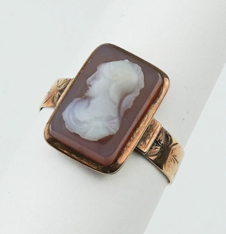 14k yellow gold cameo ring