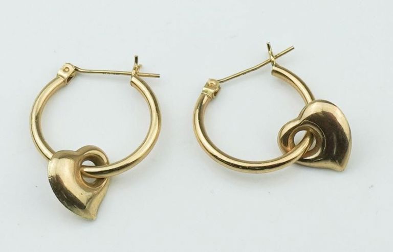 14k yellow gold hoop earrings with heart charms