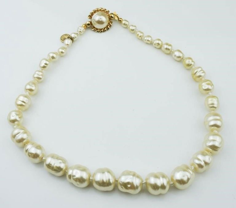 Chanel graduated faux Baroque pearl necklace