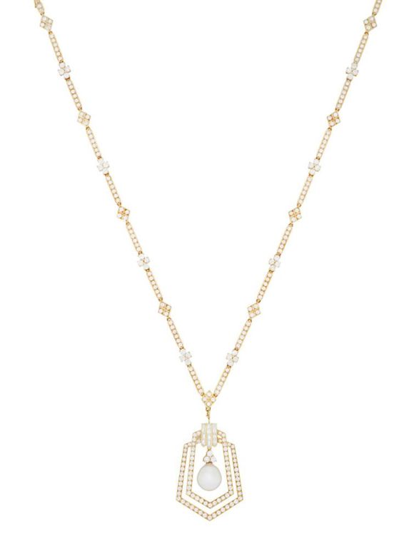 Diamond and pearl pendant necklace