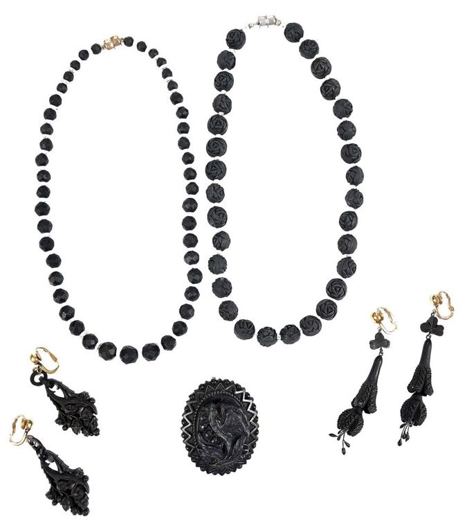 Five Victorian carved mourning jewelry pieces