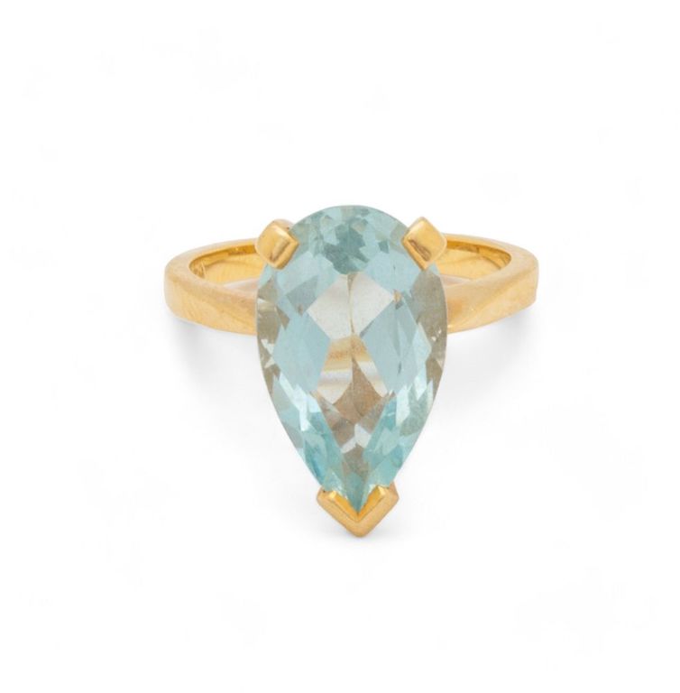 Aquamarine & 14k yellow gold ring