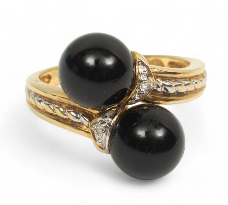 Black onyx spheres, diamond and 10k yellow gold ring
