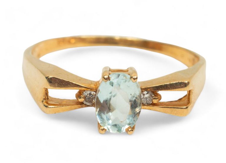 Blue topaz, 14k yellow gold ring