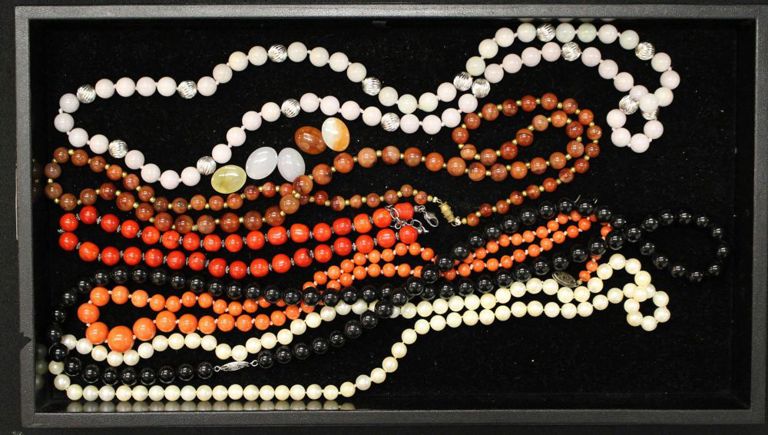 6 gemstone bead necklaces and 5 loose jade cabochons