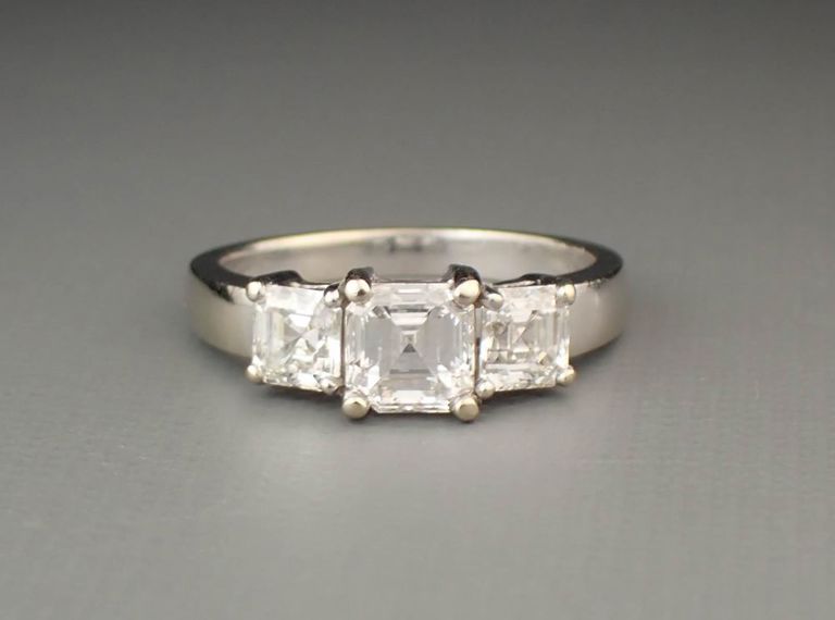 14k white gold three-stone diamond ring