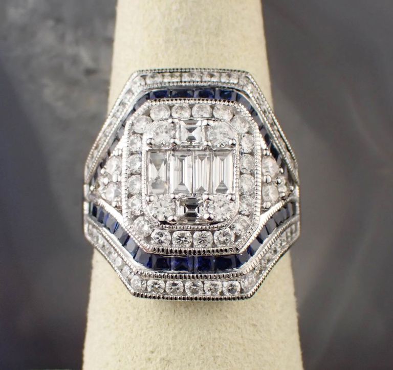 18k white gold ring with diamonds and sapphires