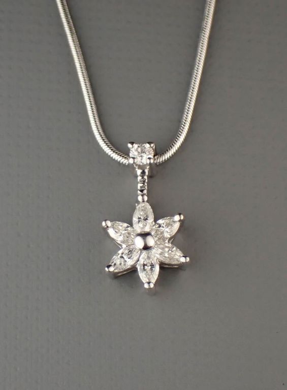 Diamond and 14k white gold pendant necklace