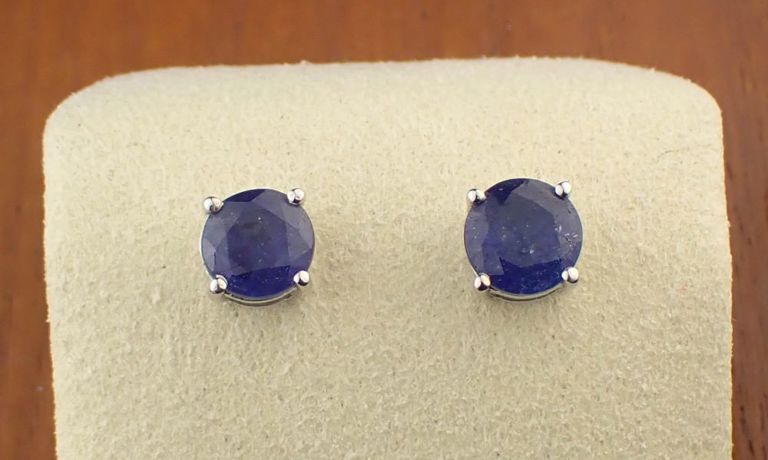 Sapphire and 14k white gold ear studs