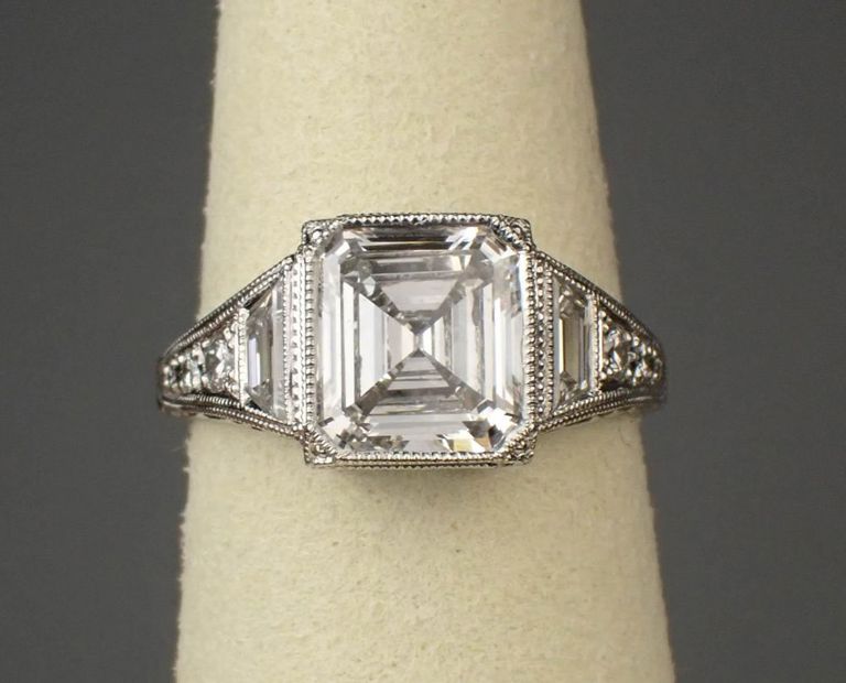 GIA Certified Diamond and Platinum Estate Ring