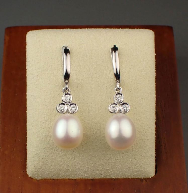 Pearl, diamond and 14k white gold earrings