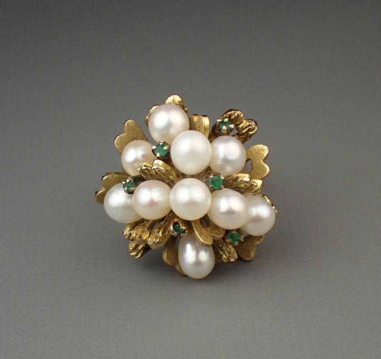 Pearl, emerald and 14k yellow gold ring