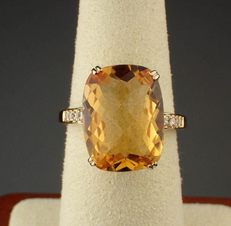 14k yellow gold ring with citrine and diamonds