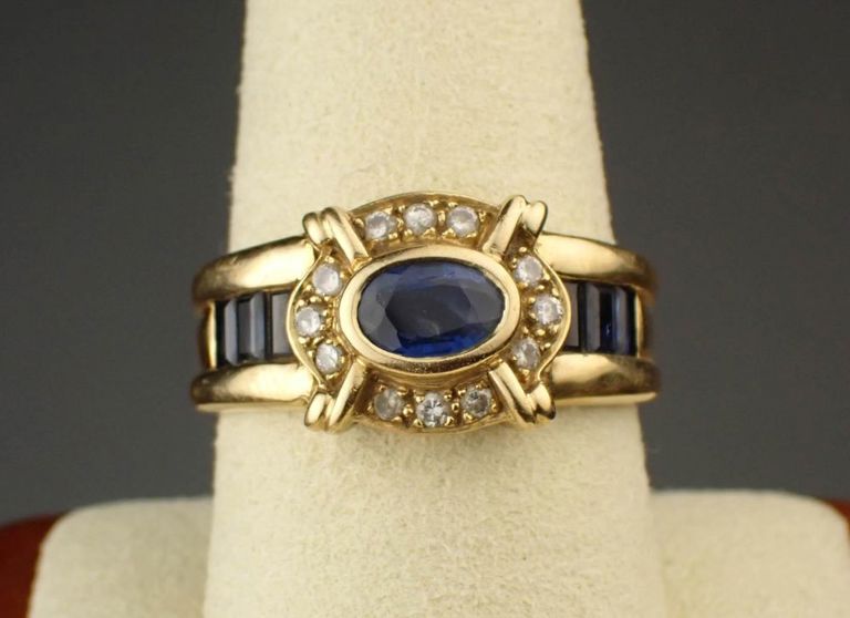 Men's sapphire, diamond and 18k yellow gold ring