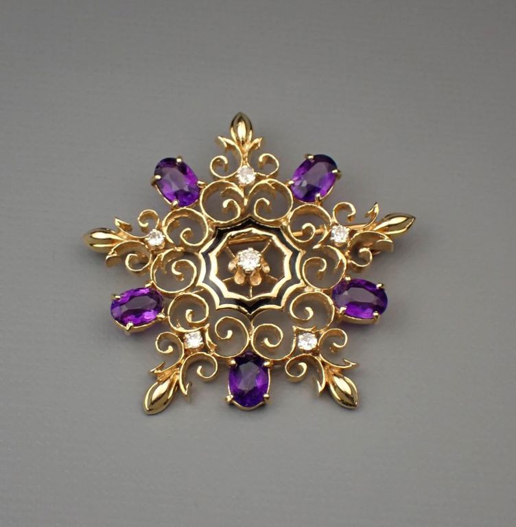 Amethyst, diamond and 14k gold pendant/brooch
