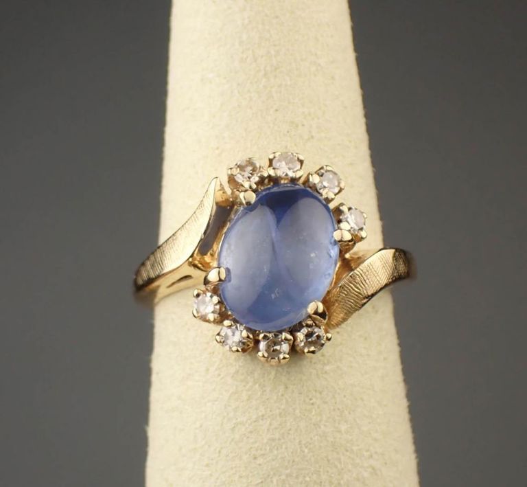 Sapphire, diamond, and 14k yellow gold ring