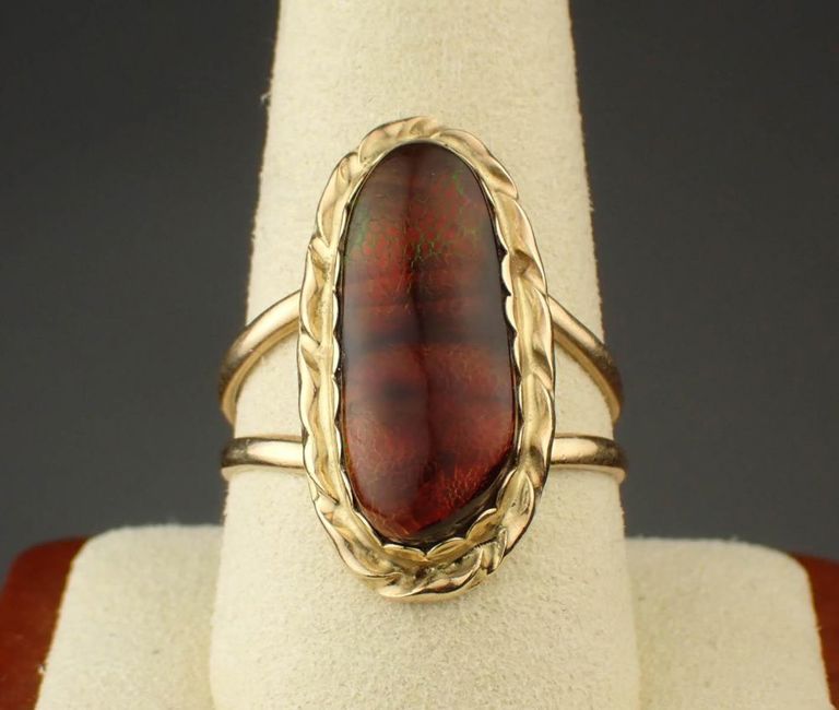Fire agate and 14k yellow gold ring