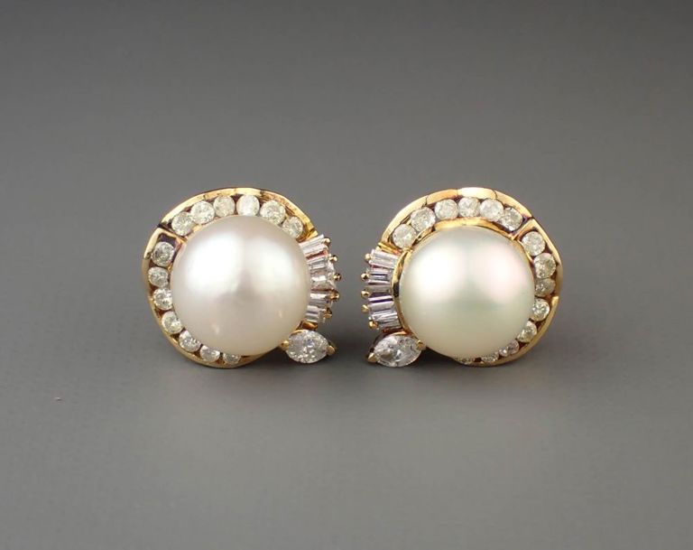 Pearl, diamond and 14k yellow gold earrings