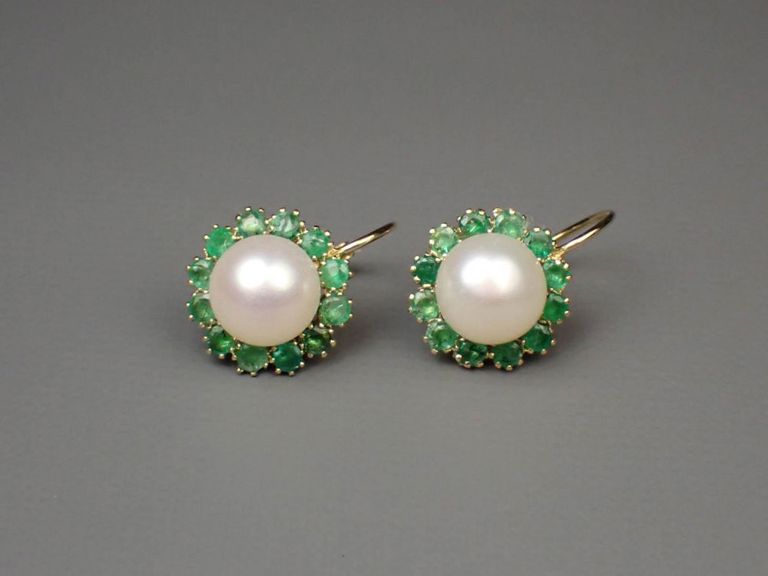 Pearl, emerald and 14k gold earrings