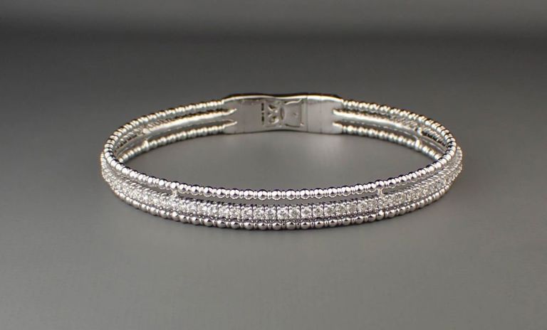 Diamond and 14k white gold bracelet