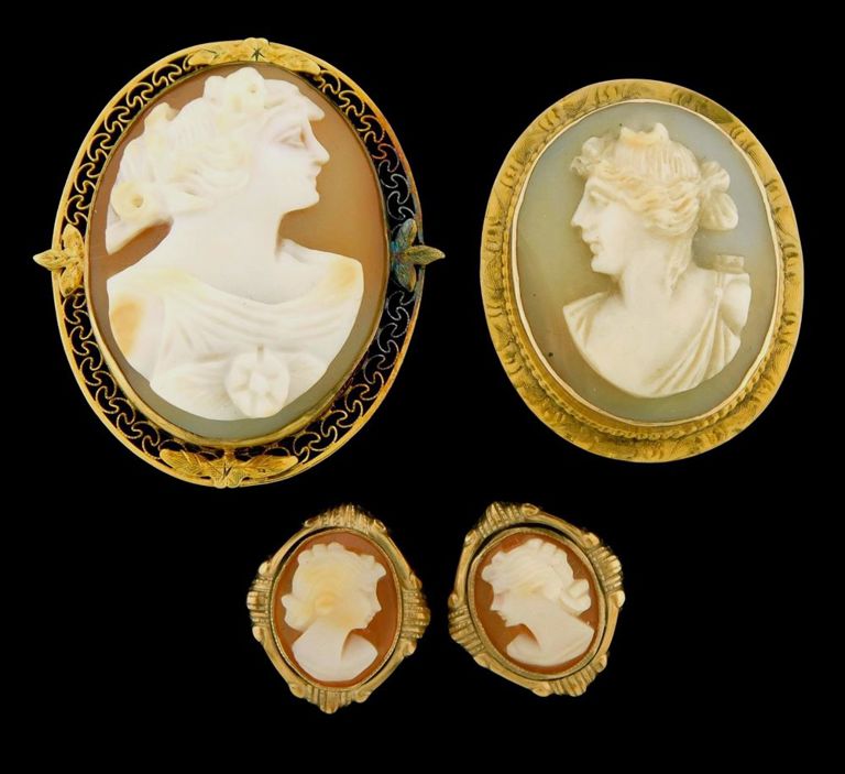 Four Antique pieces of 10k gold cameo jewelry