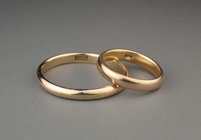 His and Hers 14k gold wedding bands