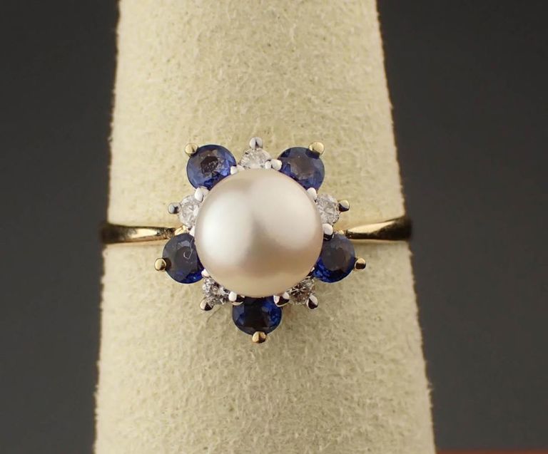 Pearl, diamond, sapphire and 14k gold ring