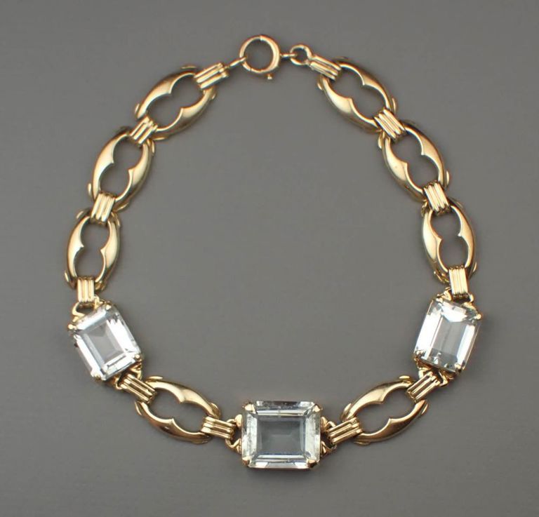 Aquamarine and 14k yellow gold bracelet