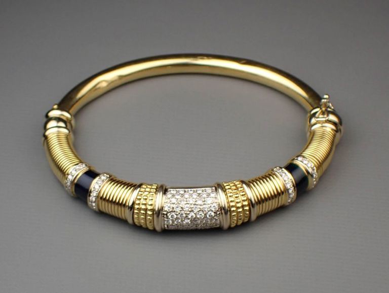 Diamond and 18k two-tone gold bangle