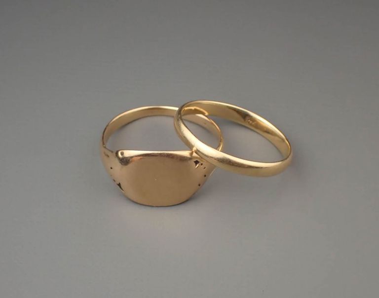 Two men's 14k yellow gold rings