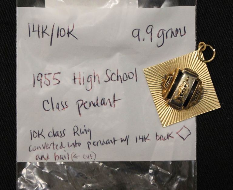 14k/10k gold 1955 high school class pendant