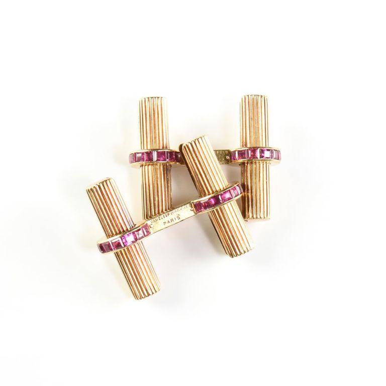 Van Cleef & Arpels 18k yellow gold and ruby cufflinks