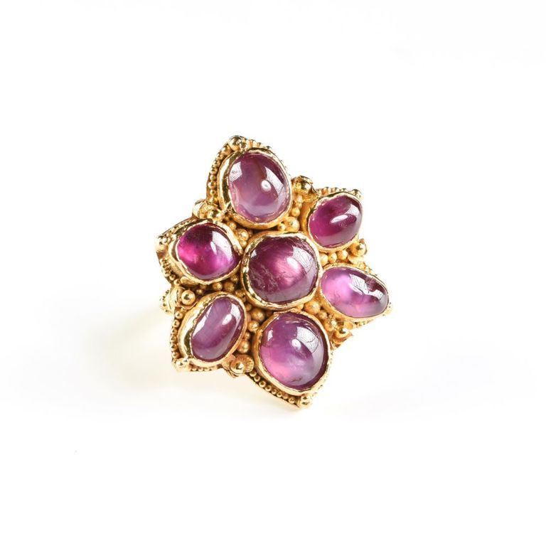 18k yellow gold and natural pink star sapphire ring