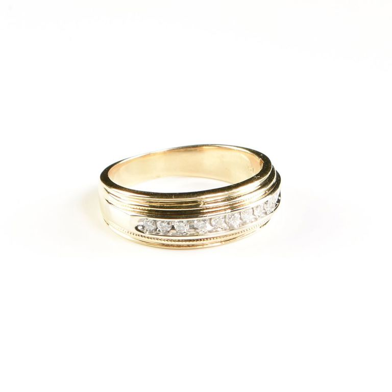 14k yellow gold and diamond band