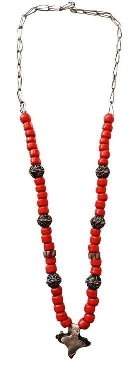 Chinese coral and silver necklace
