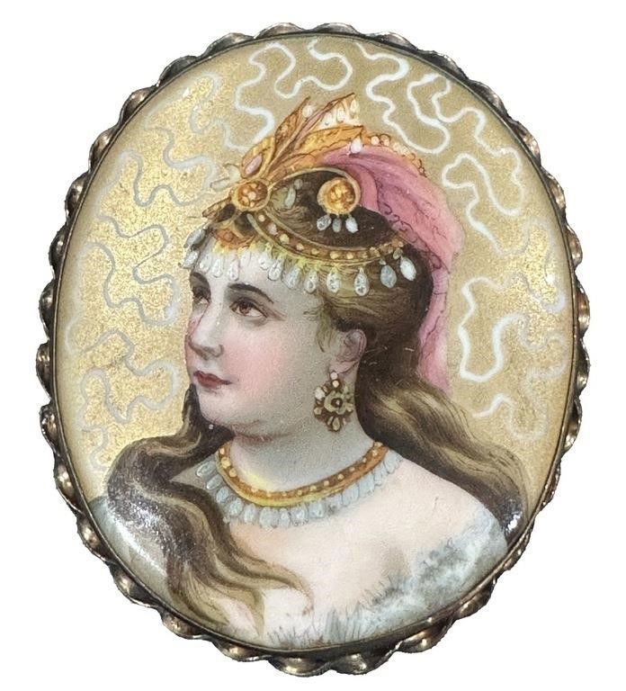 10k rose gold painted cameo of Brunnhilda