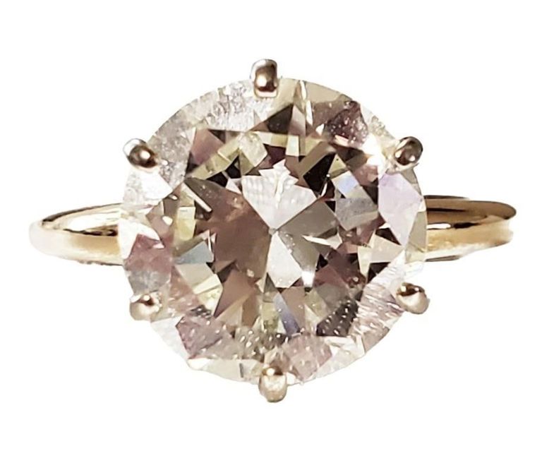 Lady's 3.00 cts diamond solitaire ring