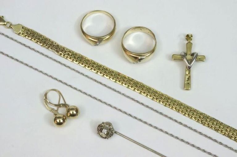 Jewelry set in 14k gold