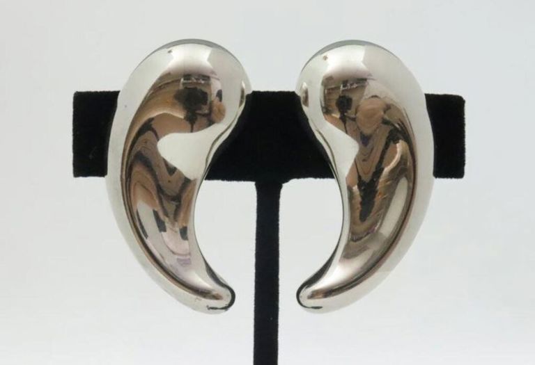 Tiffany Elsa Peretti 925 large comma ear clips