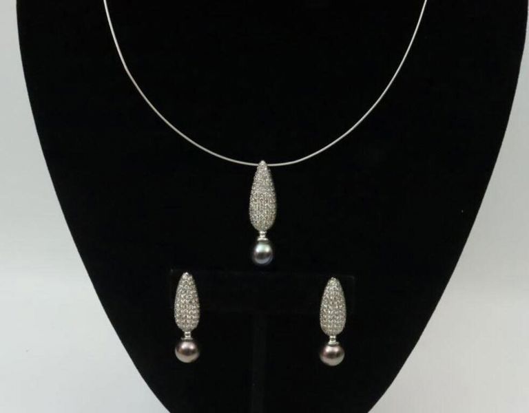 18k diamond and pearl pendant and earrings with 14k choker necklace