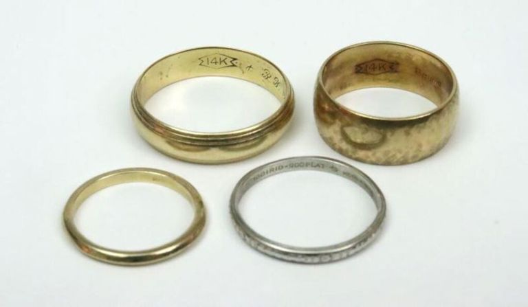 14k gold and platinum wedding bands