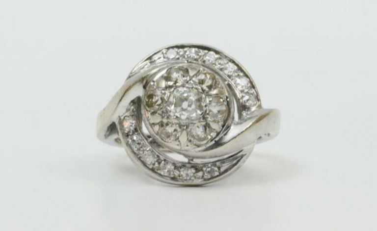 14k diamond swirl cluster ring