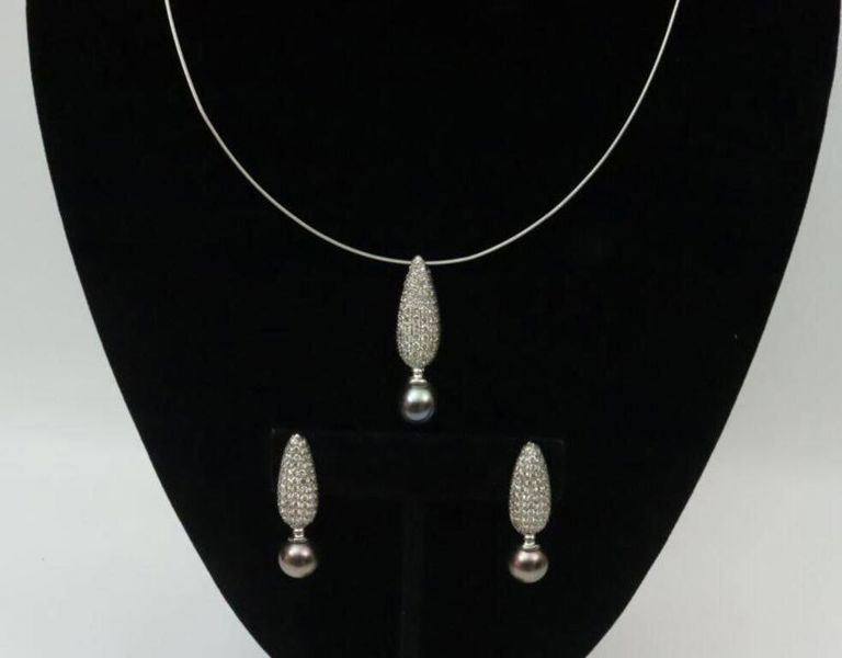 18k diamond and pearl pendant and earrings with 14k choker necklace