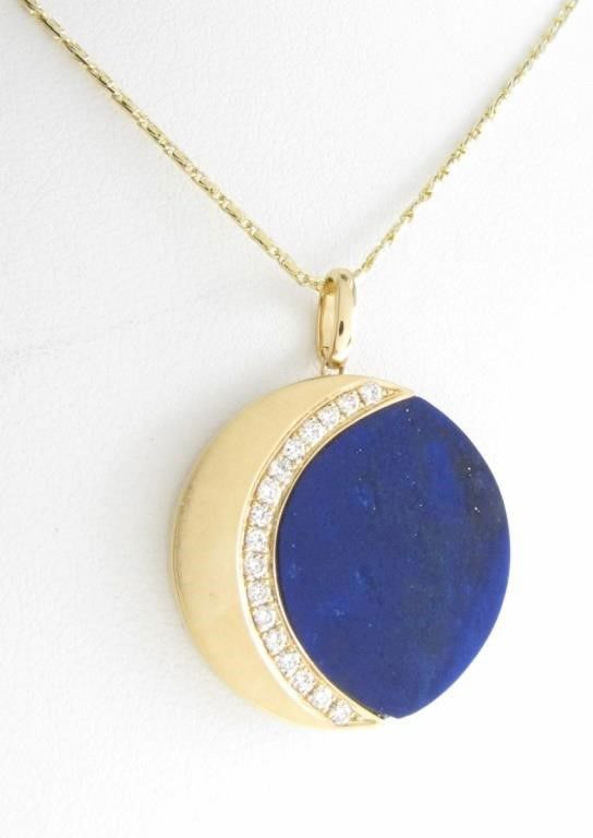 Doves 18k yellow gold moon pendant with chain
