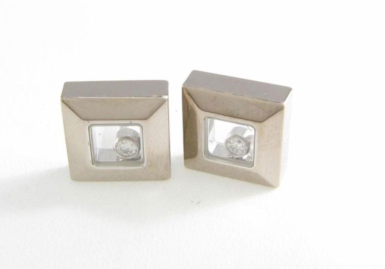 Pair of 18k white gold square Happy Diamond earrings