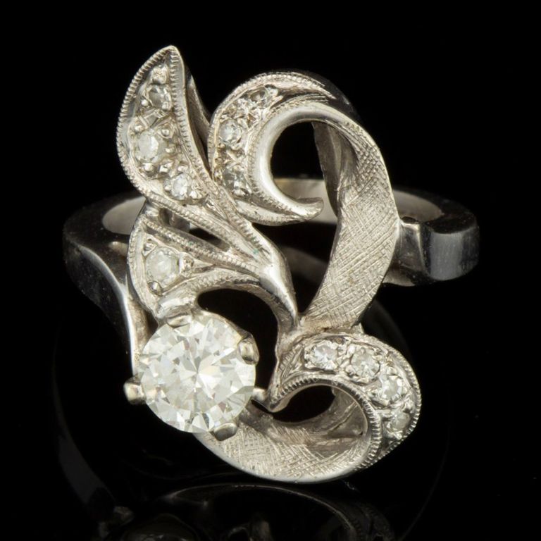 Vintage 14k White Gold and Diamond Lady's Ring