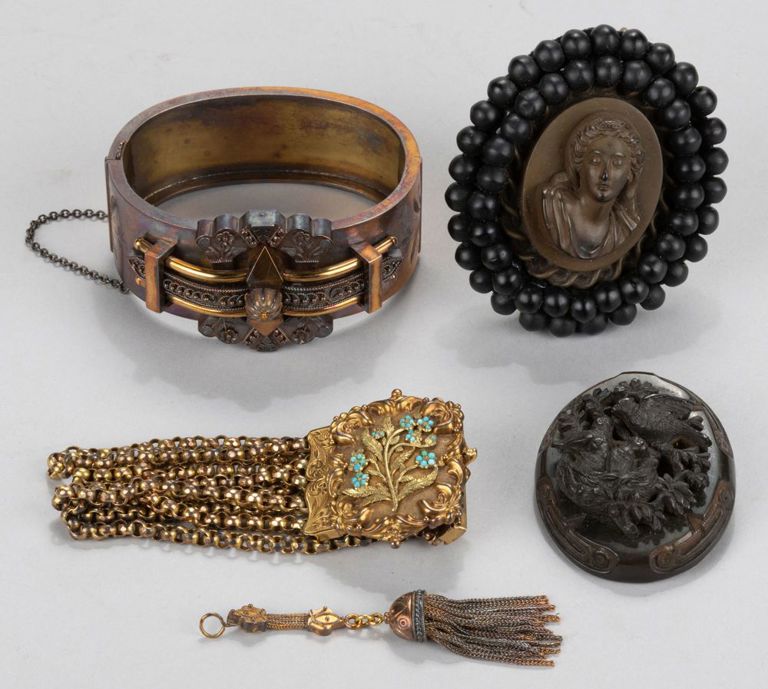 Victorian / Antique Jewelry