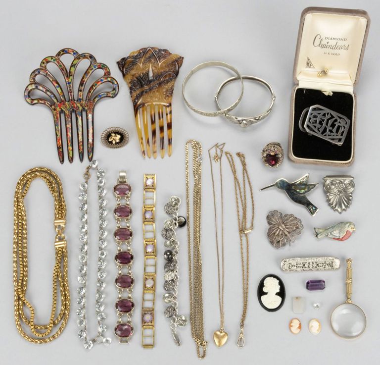 Antique / Vintage Costume Jewelry