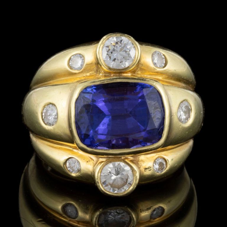 Vintage / Contemporary Lady's Ring