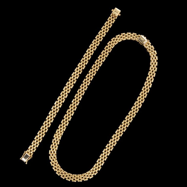 Vintage Italian 18k Yellow Gold Mesh Necklace and Bracelet Set